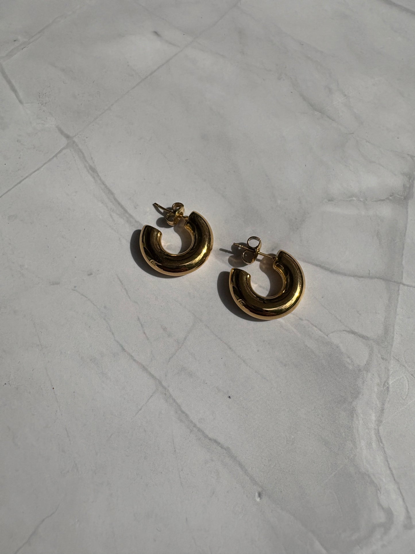 Bold Hoops mini 18k