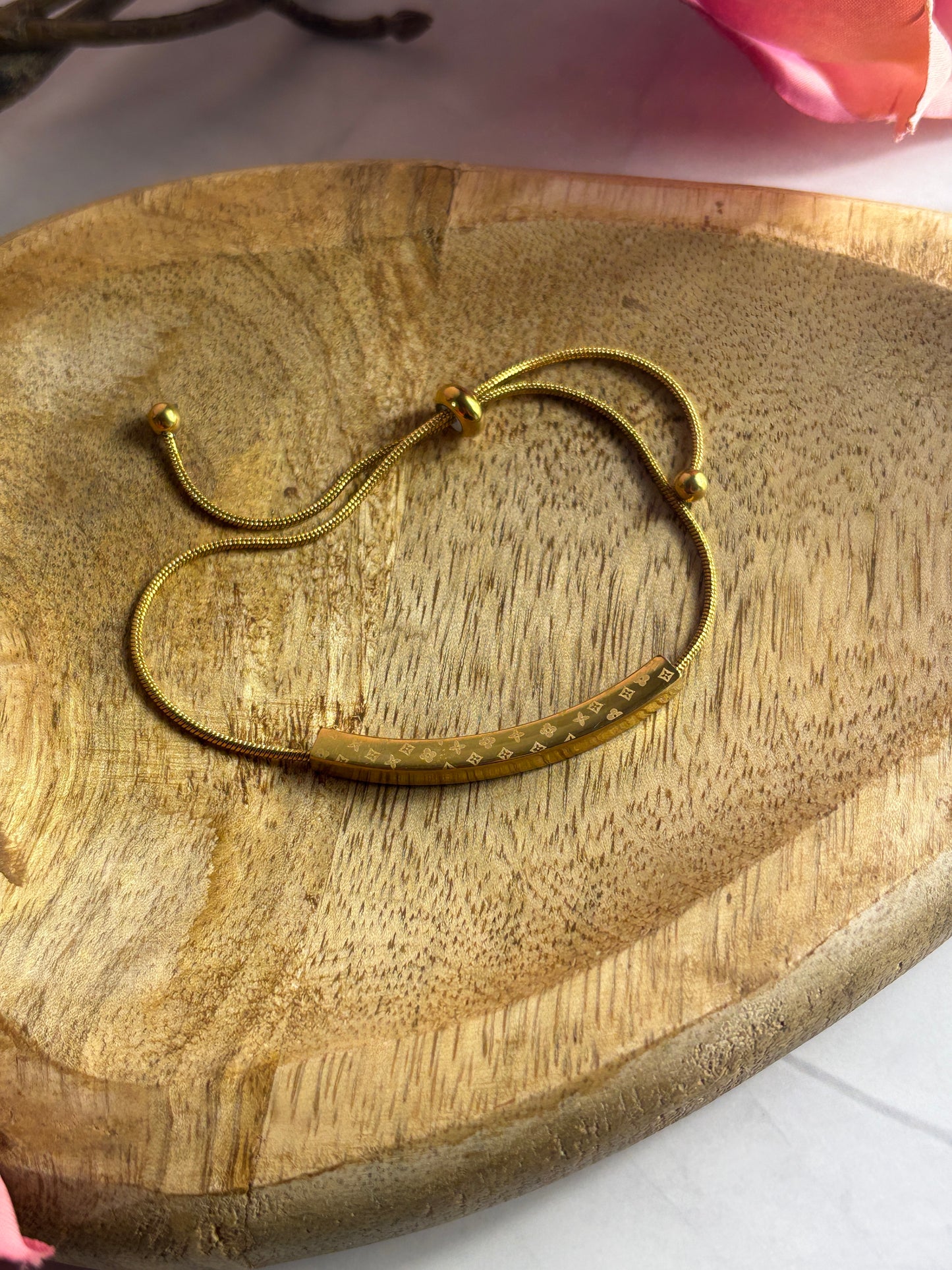 Heliora Gold Bracelet