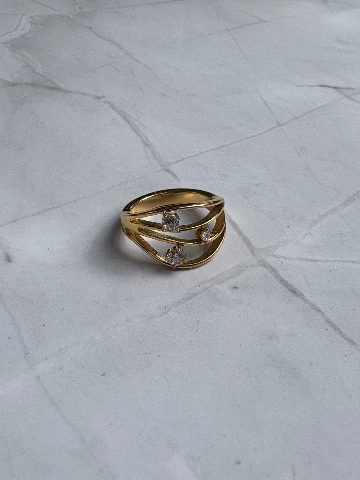Flory Fingerring