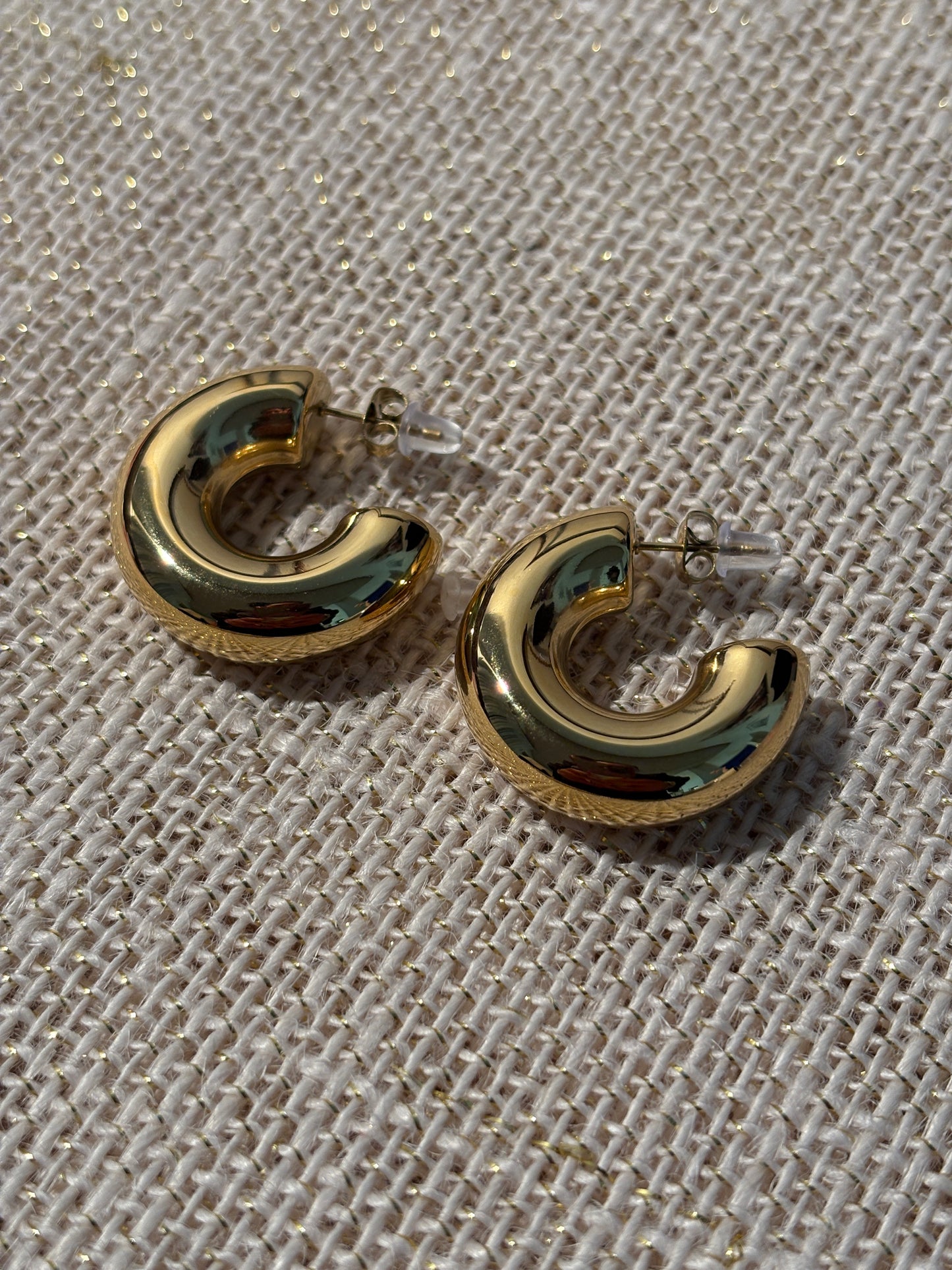 Solari Hoops
