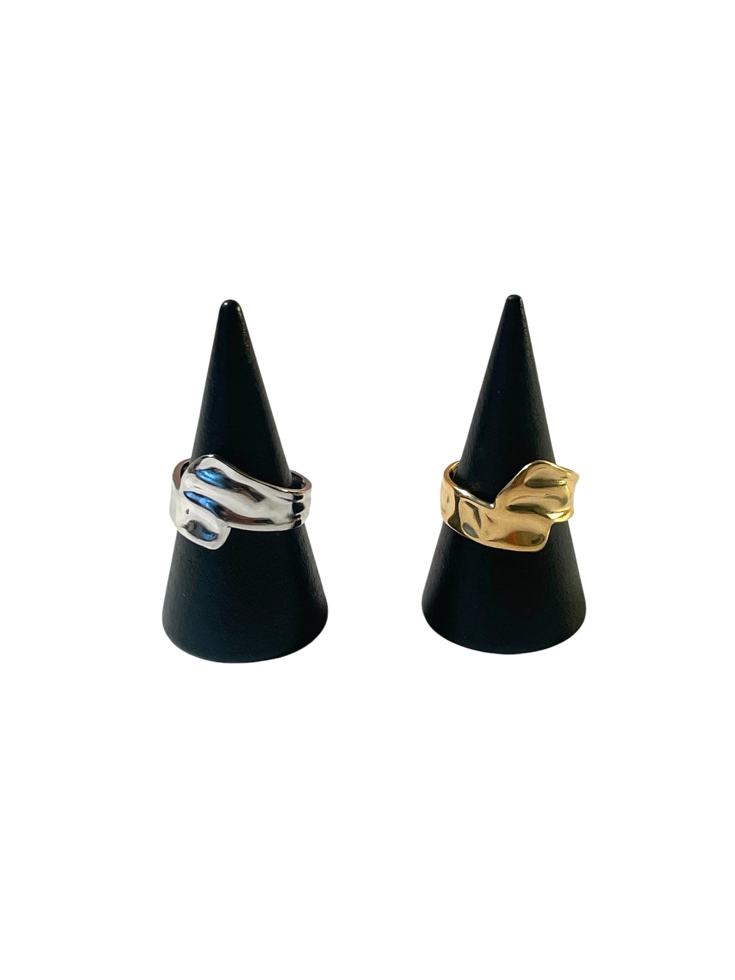 Luxe Wave Ring