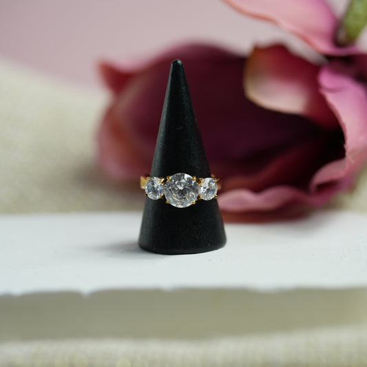 „Whitney“ Fingerring