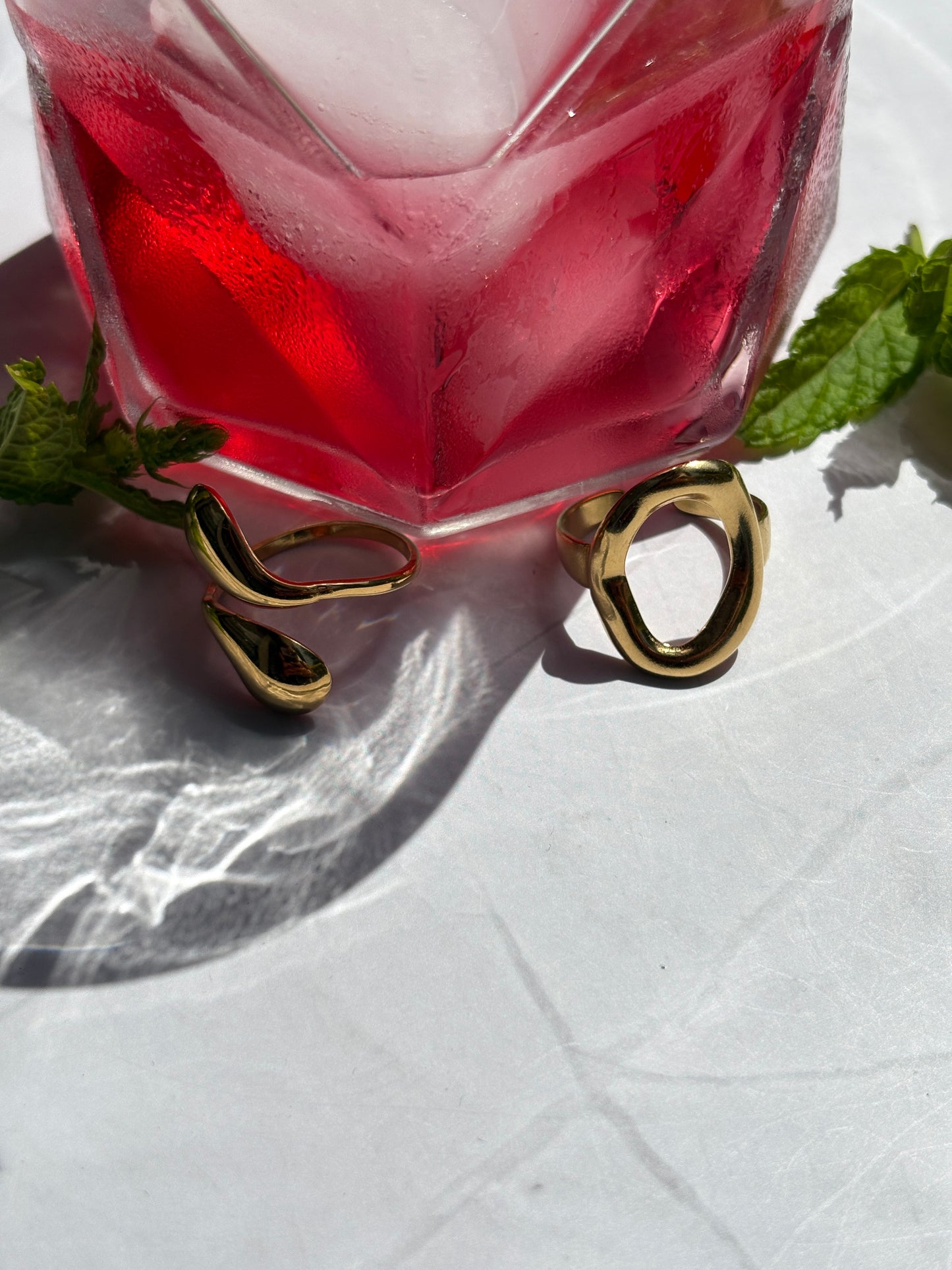 ✨ Statement-Ring mit organischer Form – 18K vergoldet ✨