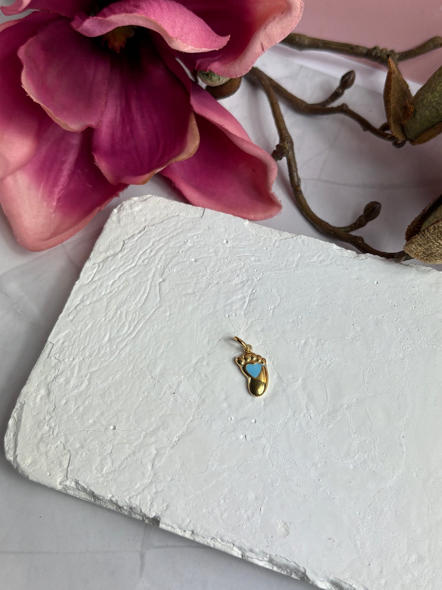 Charms „Babyfeet blue“