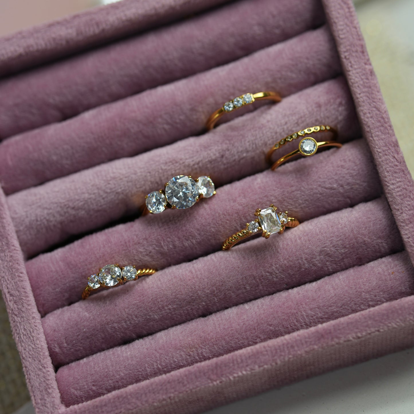 „Whitney“ Fingerring