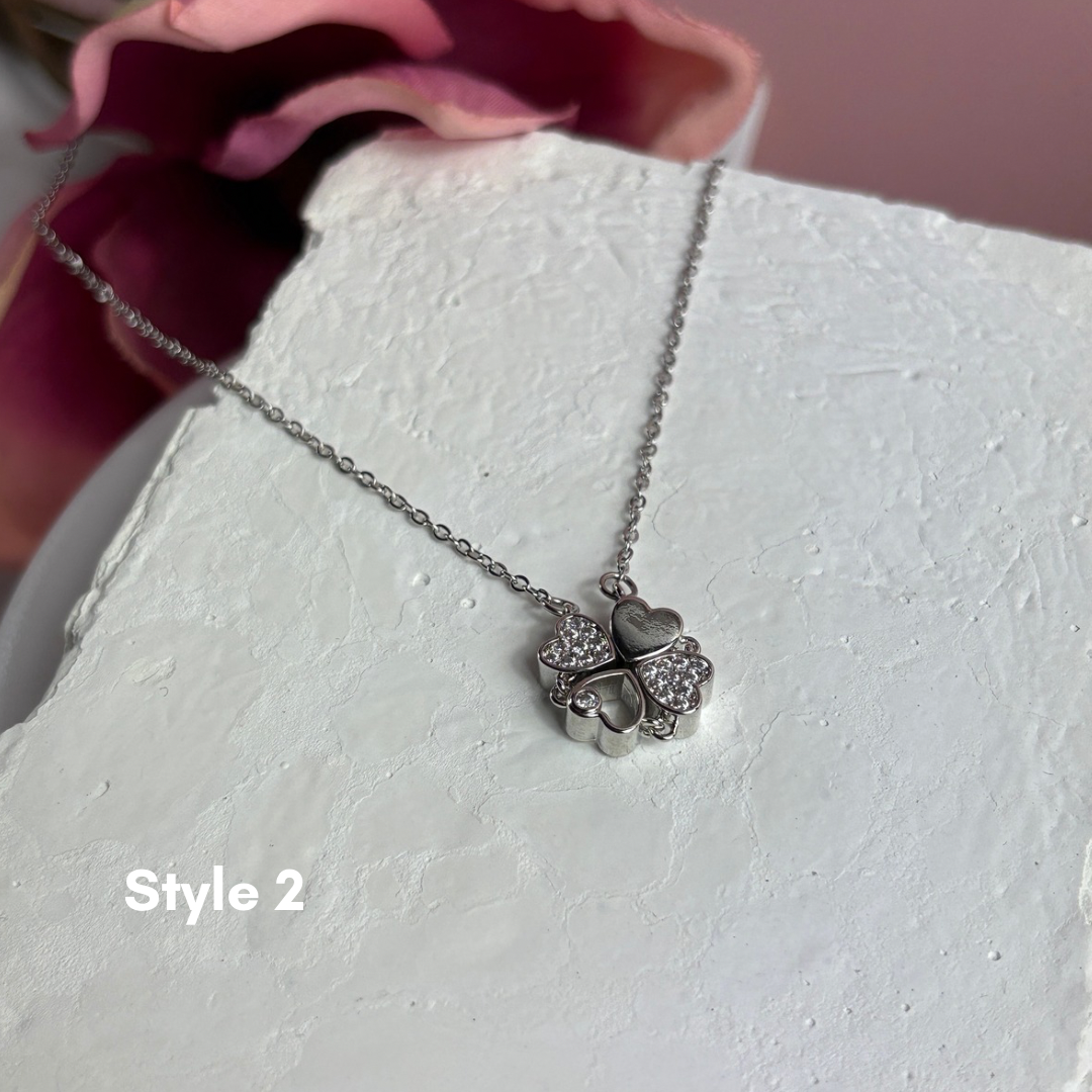 Magnetic Heart Halskette