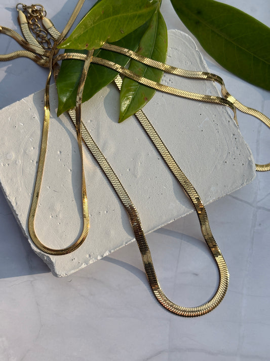 Snake Halskette goldig/silbrig