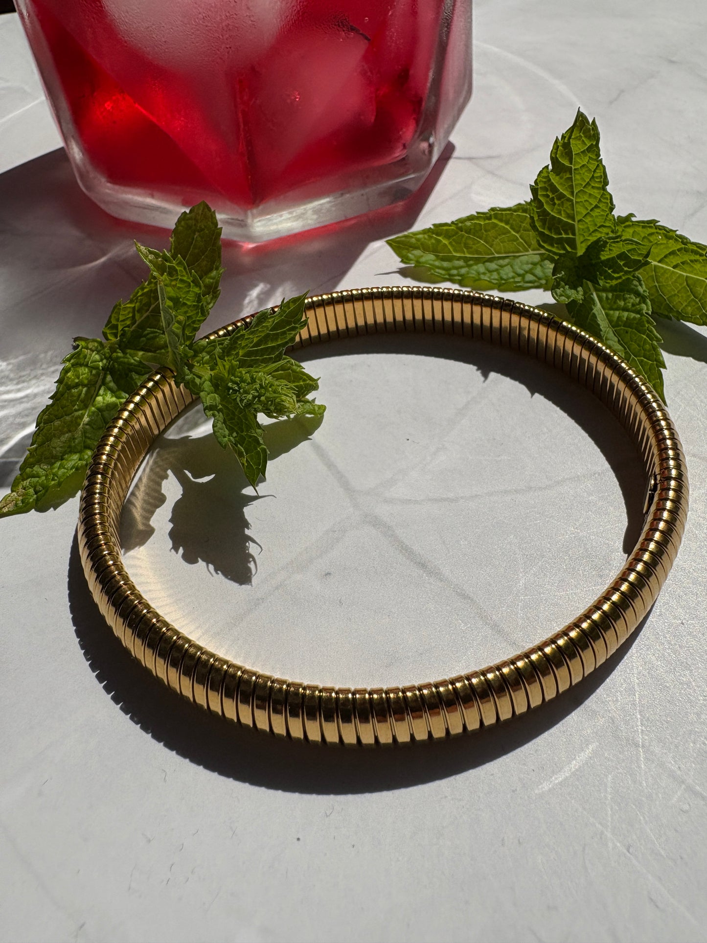 Elegantes Stretch-Armband – 18K vergoldet