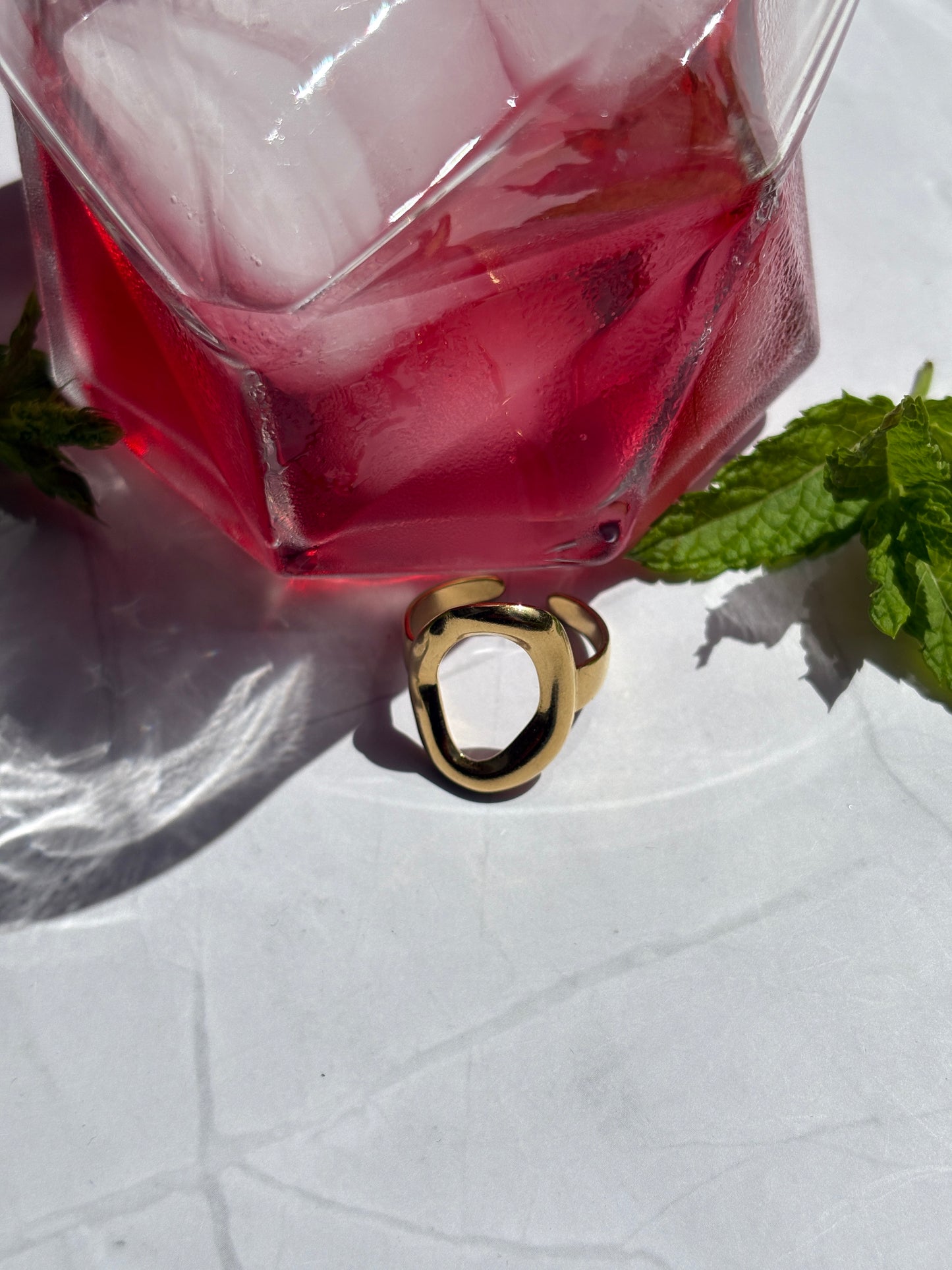 ✨ Statement-Ring mit organischer Form – 18K vergoldet ✨